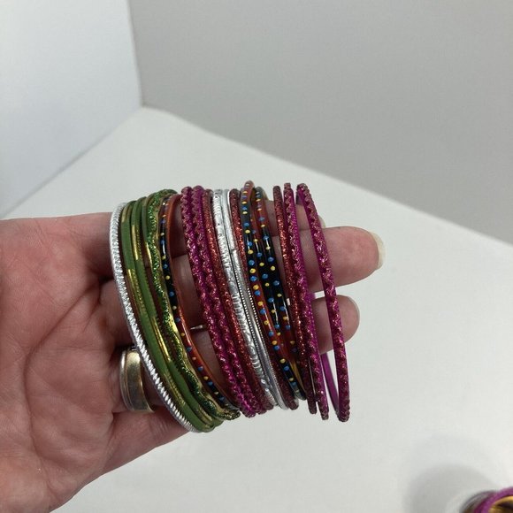 Vintage Multi colored Womens Bangle Bracelets from India 70 Units size small - Picture 8 of 9